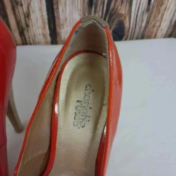 Heels - Picture 3 of 5